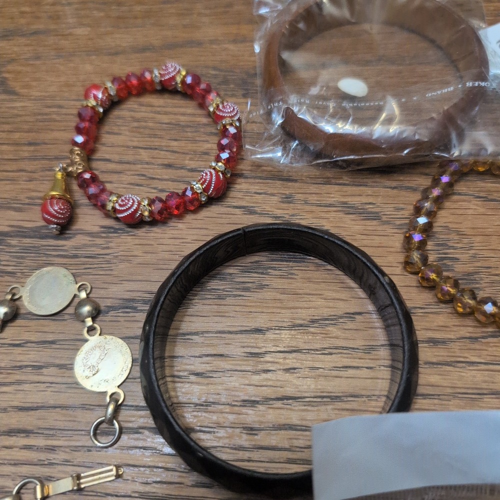 Fashion Bracelet Lot Mixed Styles‎ Beaded Bangle Shell Halloween 14pc Set - Picture 10 of 10